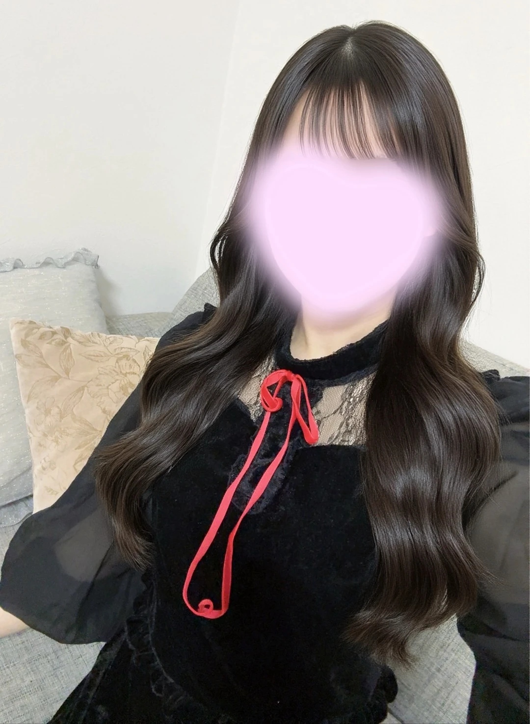 こんばんは☺︎ 🎃10月前半出勤日👻 10/6(火) 13時15分〜20時 10…の画像