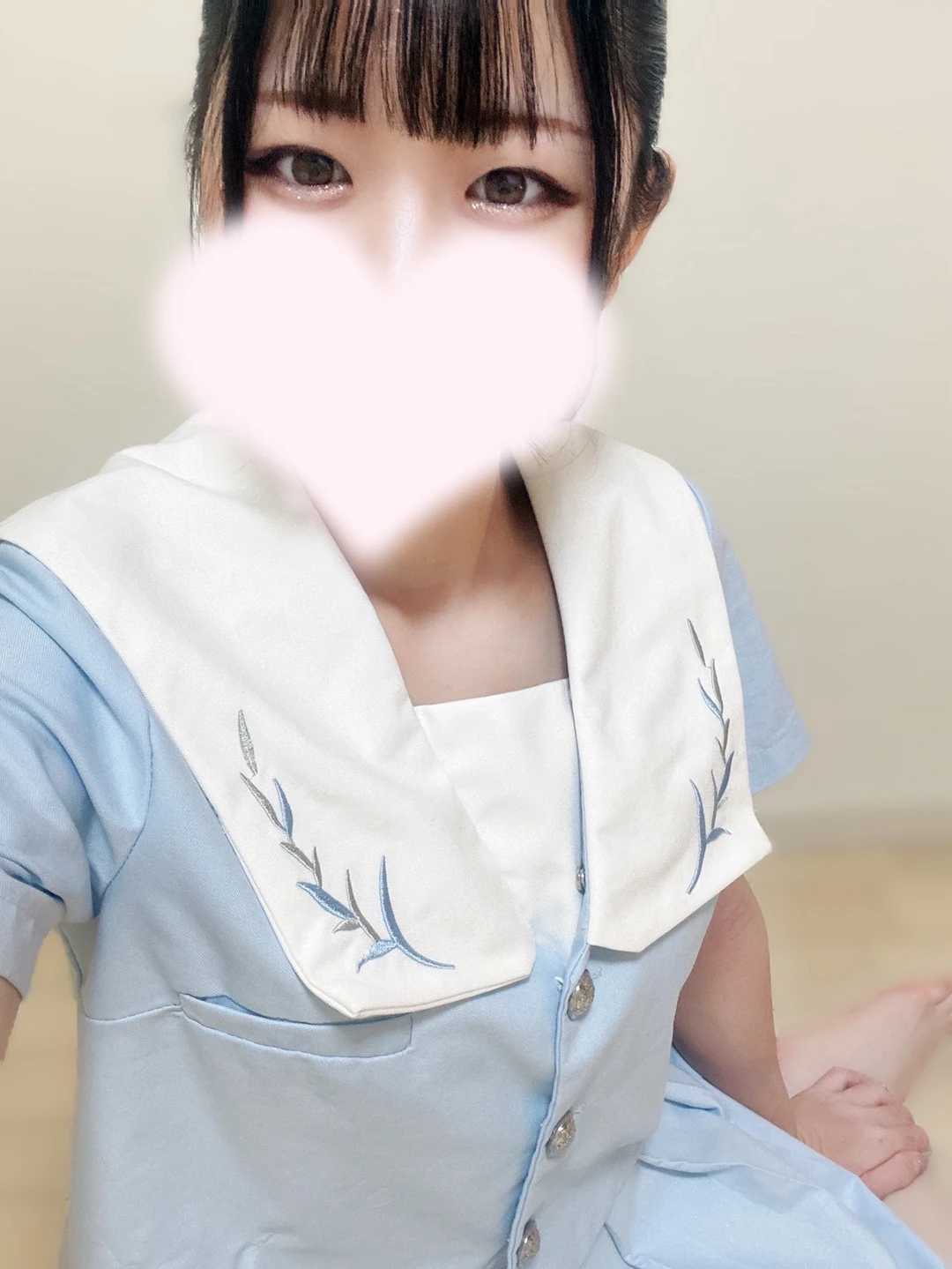 初めて写真出してみました😊 19:30まで出勤してますので 良かったら会いに来て…画像