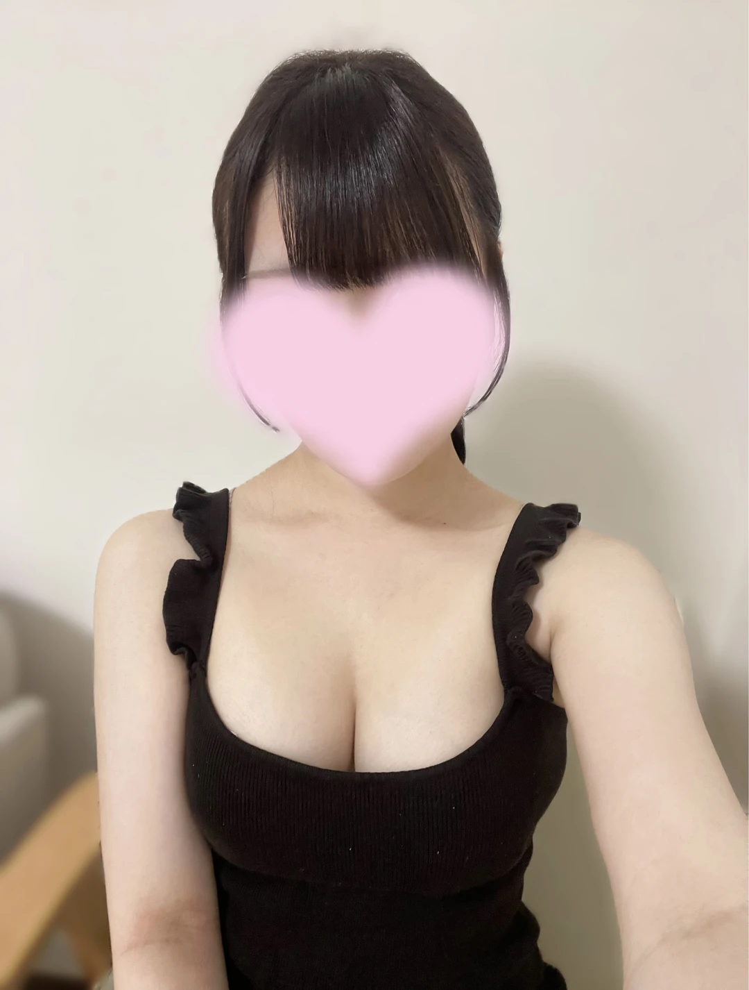 こんにちは☀️ 本日【10/27(火)13-17時】出勤です！ 週の後半に備えて…の画像