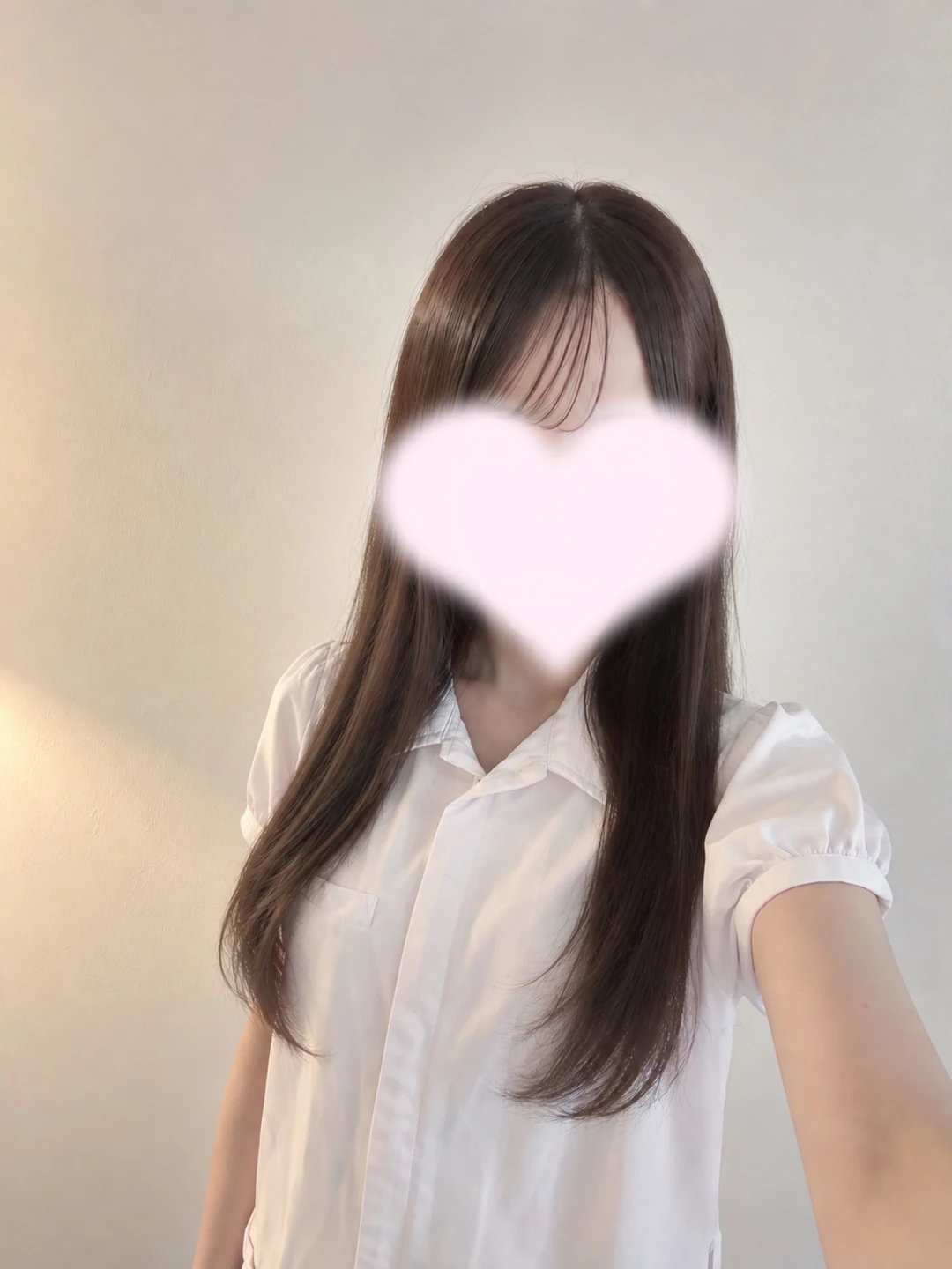 9月最後の出勤だよ〜🥺🤍 今月ラスト、会いに来てくれたら嬉しいな♡ 待ってるね🫶…画像