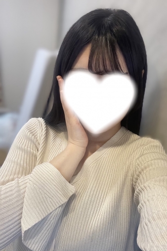 雫 セラピスト写真