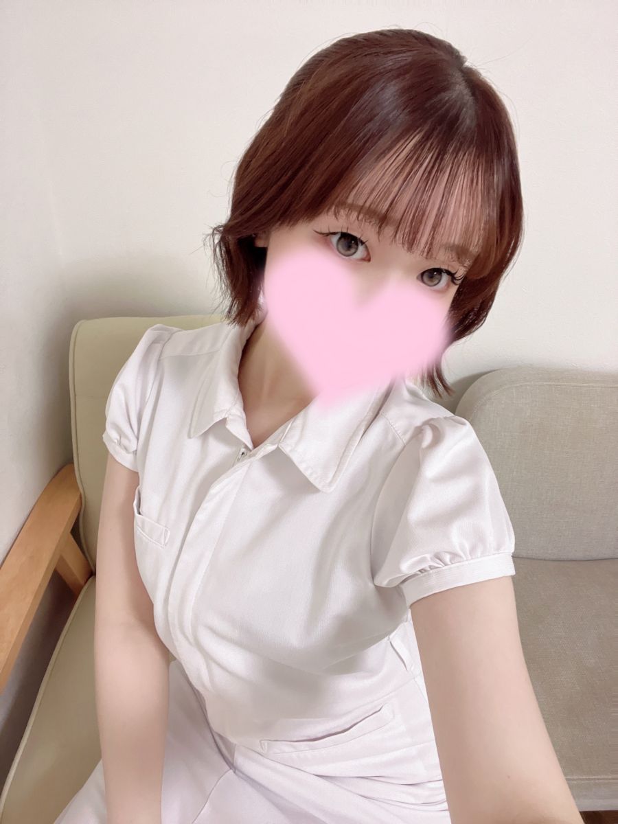 本日出勤してます·͜· ♡の画像